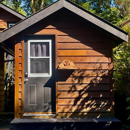 Hotel The Hiker Huts Port Renfrew Exteriér fotografie